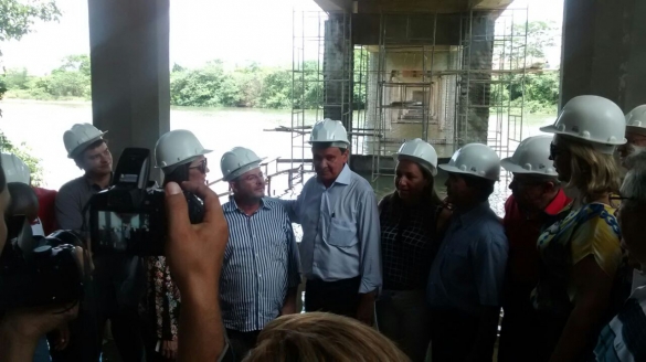   												Wellington Dias visita obras em Esperantina						 (Foto:Marlia Llis)					