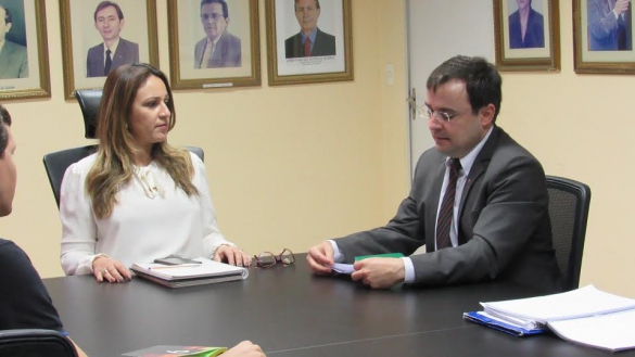   												Gestores discutem parceria para levar msica, dana e teatro s escolas estaduais.						 (Foto:Ascom Secult)					