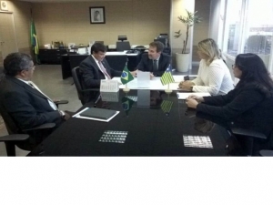 Reunio com o ministro Gilberto Occhi						 (Foto:Dikvulgao)
