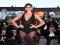 Bruna Marquezine usa decote vertiginoso em tapete vermelho.