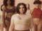 Cleo � chamada de gorda ap�s clique de suti� e rebate: