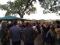 Familiares e amigos enterram corpo de m�dico morto durante colis�o com caminh�o na BR-343.